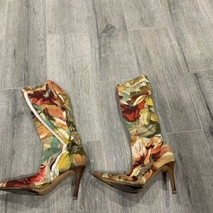 Floral print zip up boots